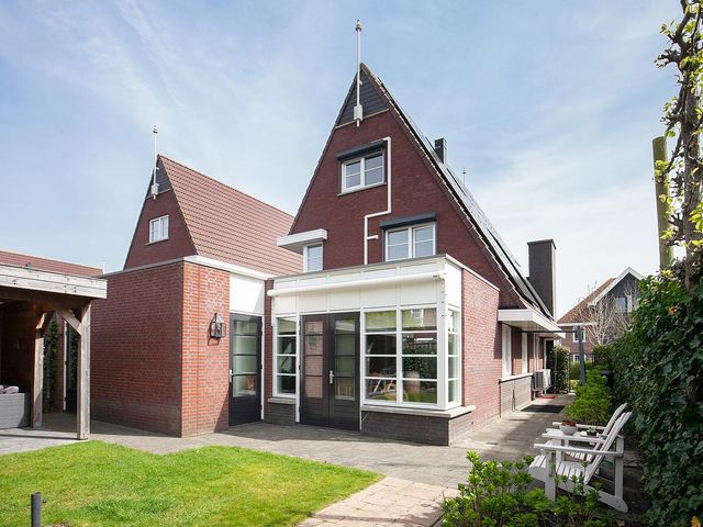 Windsingel 46, Tholen
