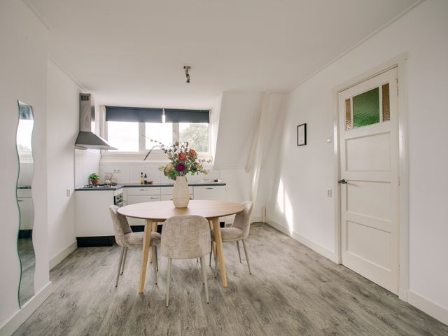 Hoge Rijndijk 176B, Leiden