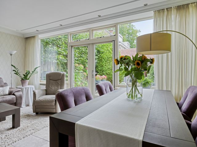 Bernhardstraat 10, Zoeterwoude