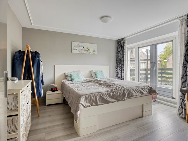 Bernhardstraat 10, Zoeterwoude