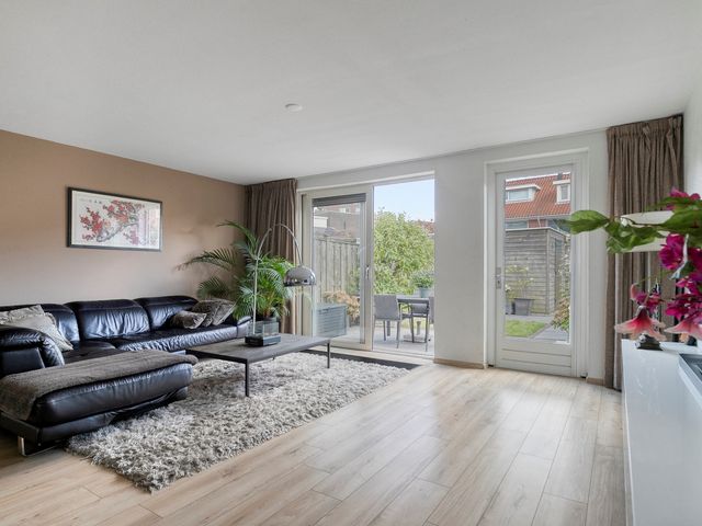 Leliekeverstraat 30, Den Haag