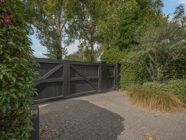 Braamdijk 11, Retranchement