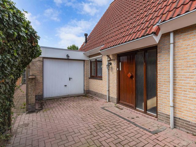 Cornelis Westerveldstraat 2, Steggerda