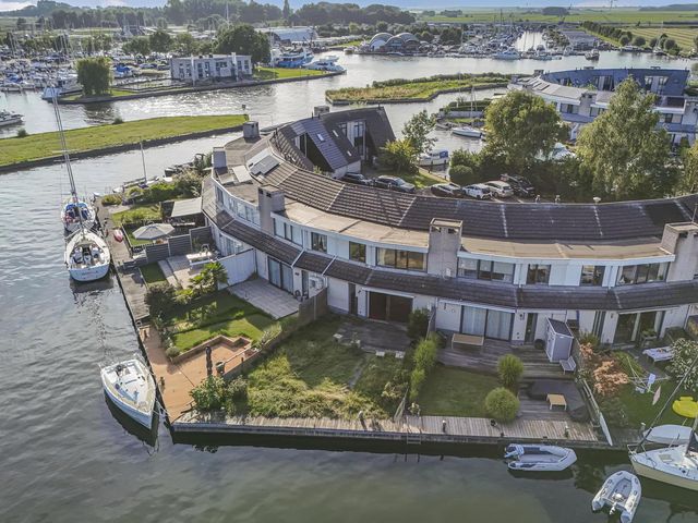 Het Brekkense Wiel 76, Lemmer