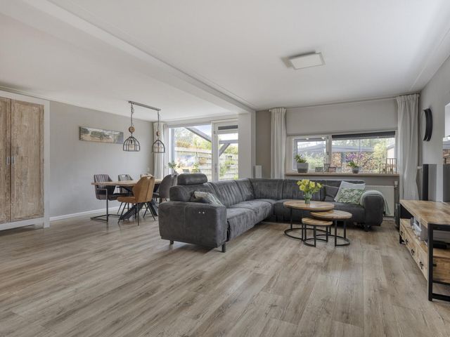 Schoorlaan 28, Heerhugowaard