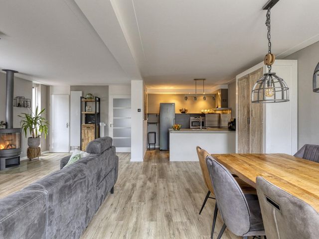 Schoorlaan 28, Heerhugowaard