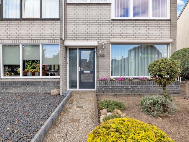 Hoofdstraat 208, Overdinkel