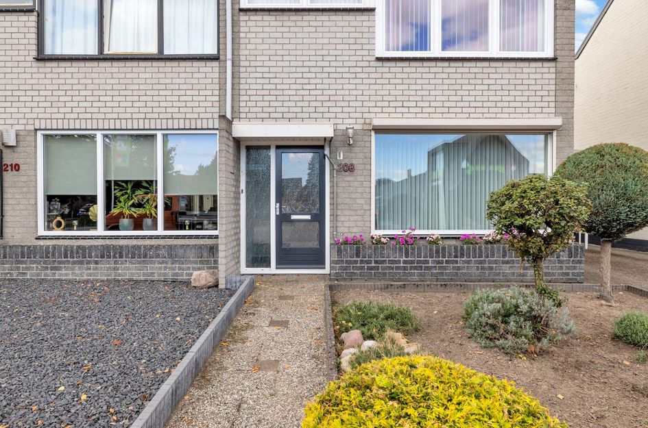 Hoofdstraat 208