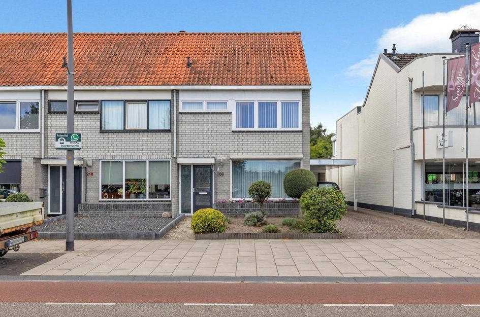 Hoofdstraat 208