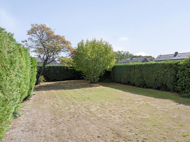Dorpstraat 57, Buchten