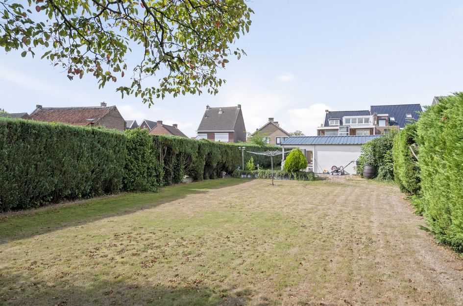 Dorpstraat 57
