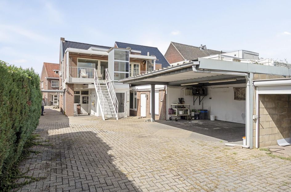 Dorpstraat 57
