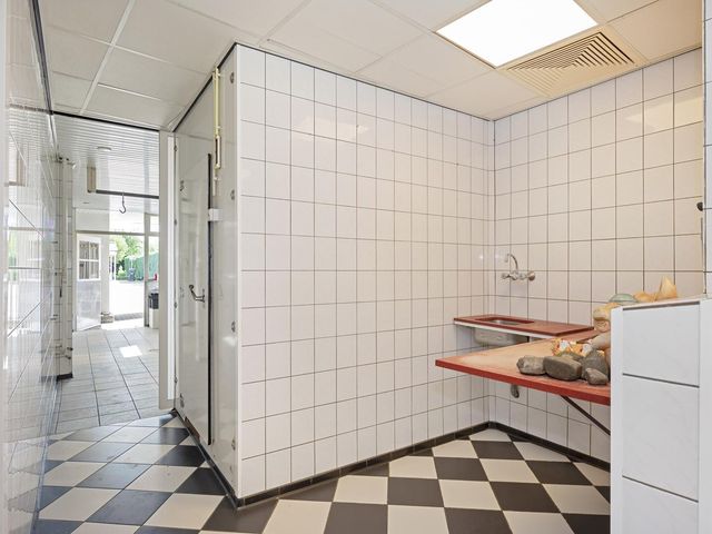 Dorpstraat 57, Buchten