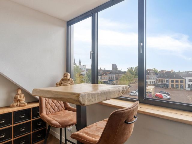 Kadeplein 16, Roosendaal