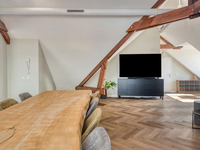 Kadeplein 16, Roosendaal