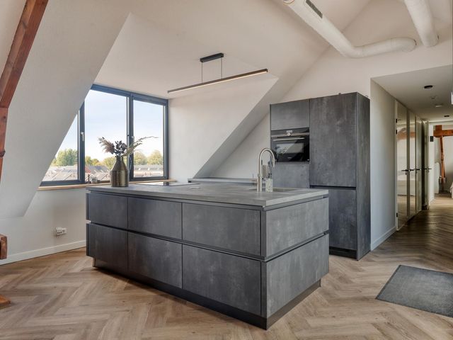 Kadeplein 16, Roosendaal