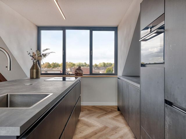 Kadeplein 16, Roosendaal