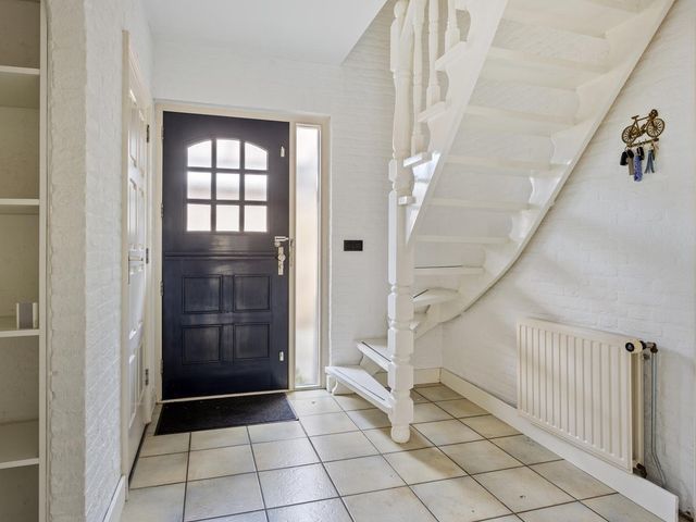 Robijndijk 104, Roosendaal