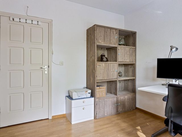 Robijndijk 104, Roosendaal