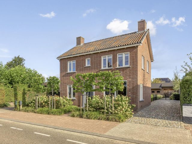 Dorpsstraat 18, Ulicoten