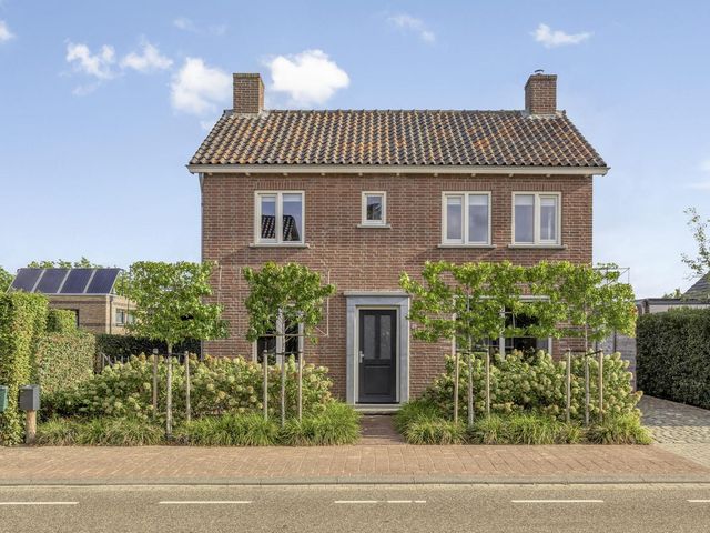 Dorpsstraat 18, Ulicoten