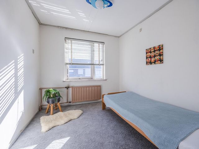 Jacob van Lennepstraat 2, Terneuzen