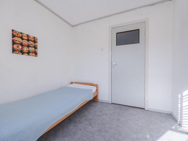 Jacob van Lennepstraat 2, Terneuzen