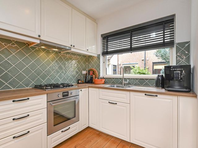 Lelievaart 42, Zoetermeer