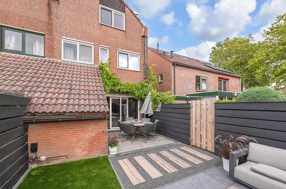 Lelievaart 42