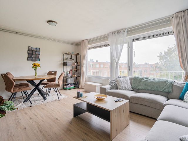 Daniël Defoelaan 86, Amsterdam