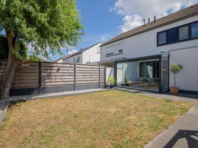 Rolandsweg 8, Sittard