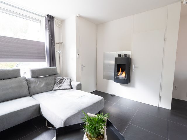 Kamperfoelie 10, Hellevoetsluis