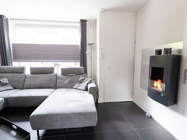 Kamperfoelie 10, Hellevoetsluis