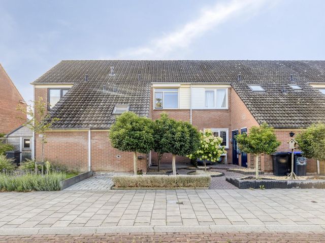 Prunusstraat 24, 'S-Gravenpolder