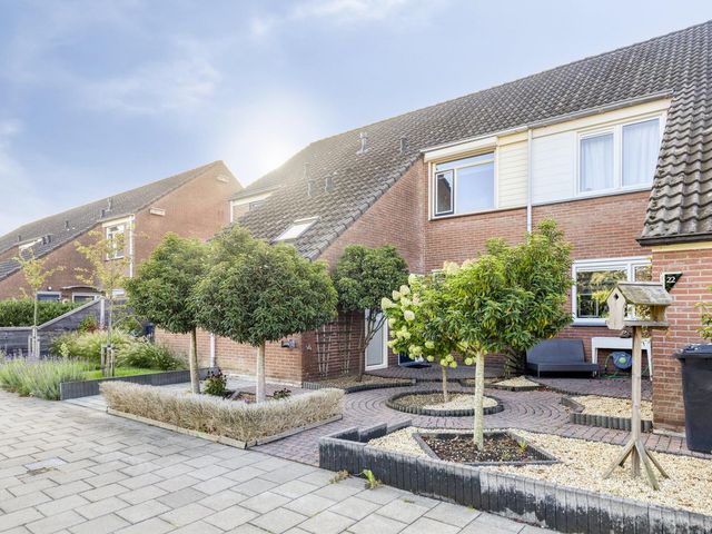 Prunusstraat 24, 'S-Gravenpolder
