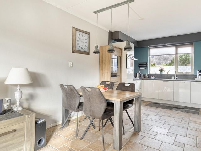 Prunusstraat 24, 'S-Gravenpolder