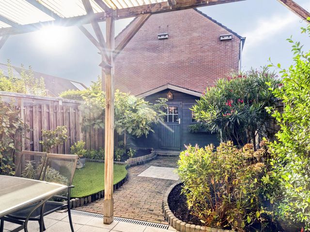 Prunusstraat 24, 'S-Gravenpolder