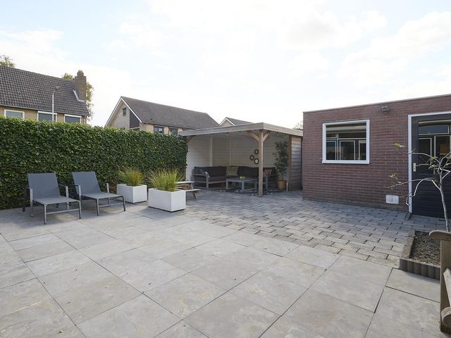 Lingestraat 32, Terneuzen