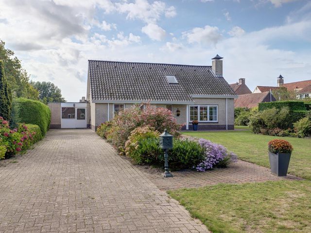 Boomwei 36, Burgh-Haamstede