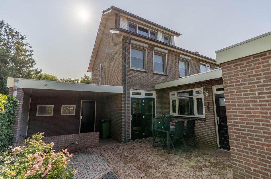 Kleine Beekstraat 15