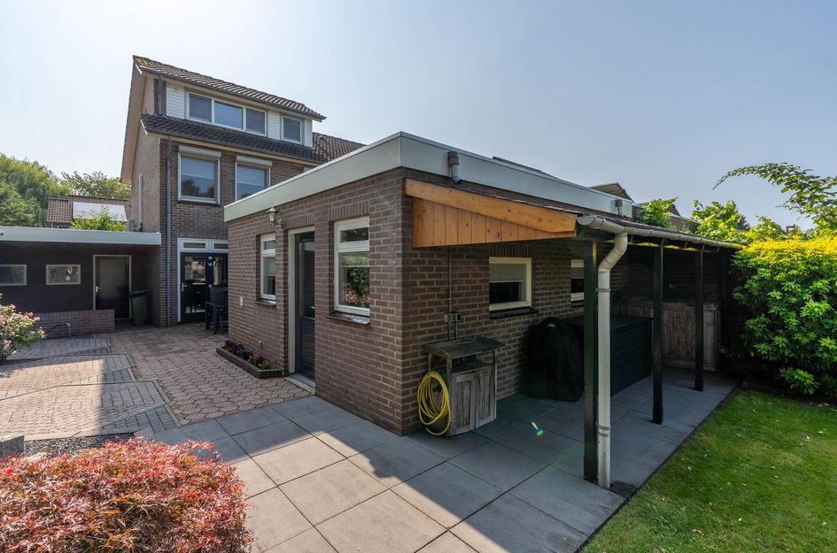 Kleine Beekstraat 15