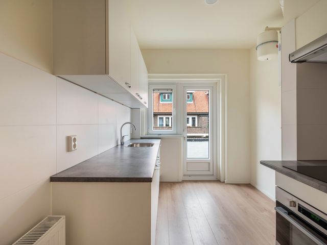 Celsiusstraat 9, Den Haag