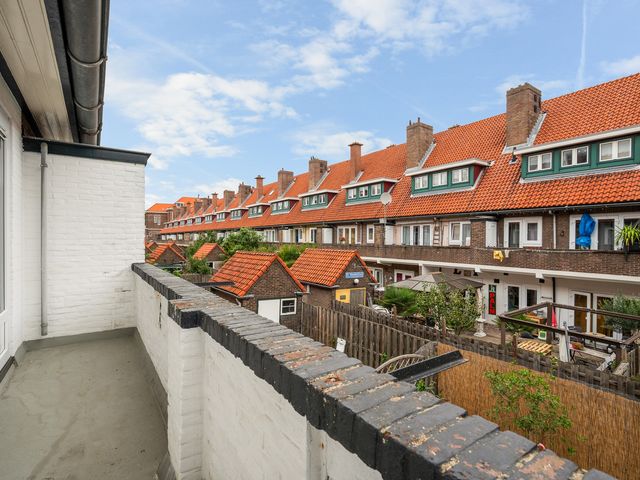 Celsiusstraat 9, Den Haag