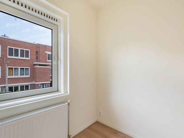 Celsiusstraat 9, Den Haag