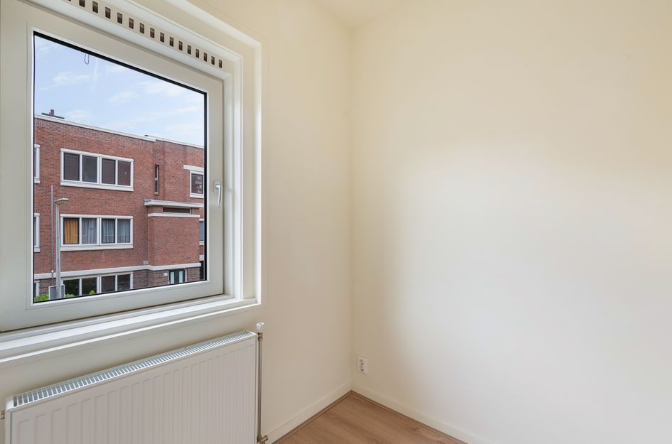 Celsiusstraat 9