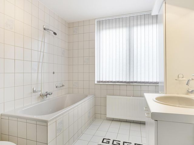 Poldervaart 47, 'S-Gravendeel