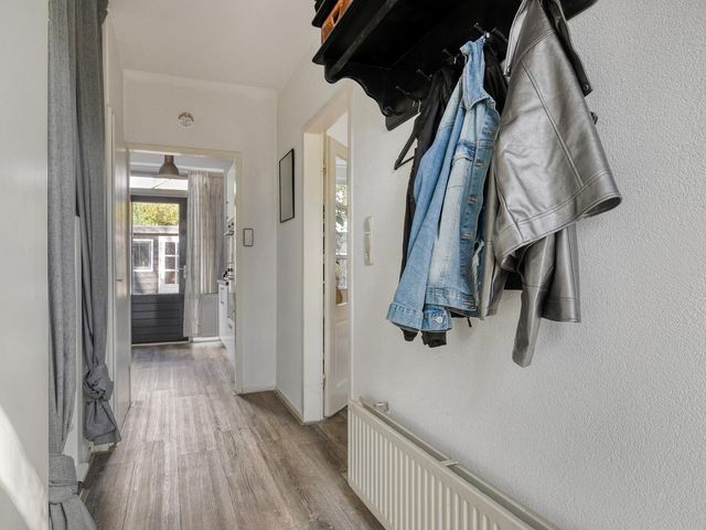 Irisstraat 18, Zuid-Beijerland