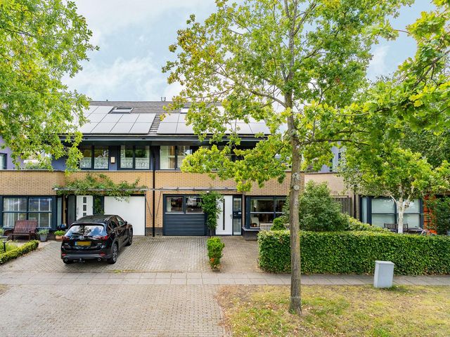 Februaristraat 132, Almere