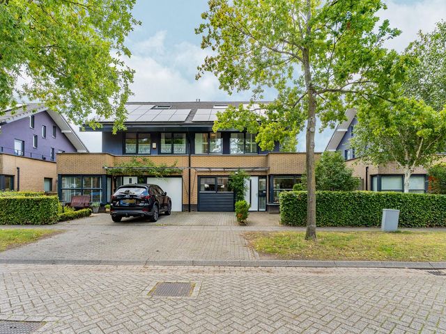 Februaristraat 132, Almere