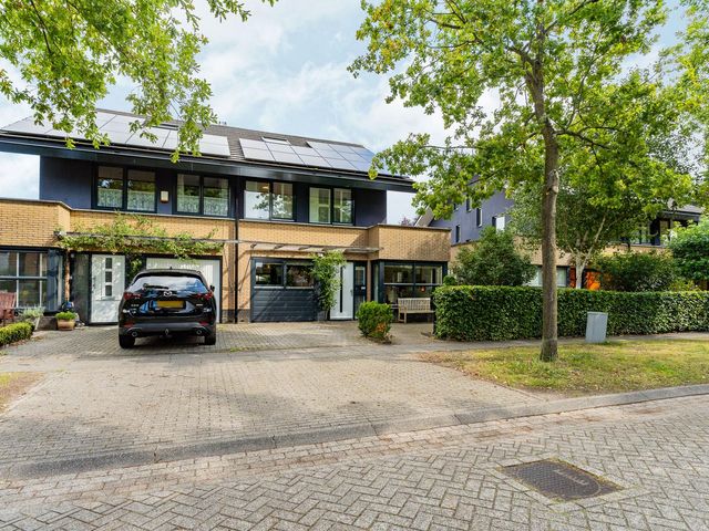 Februaristraat 132, Almere